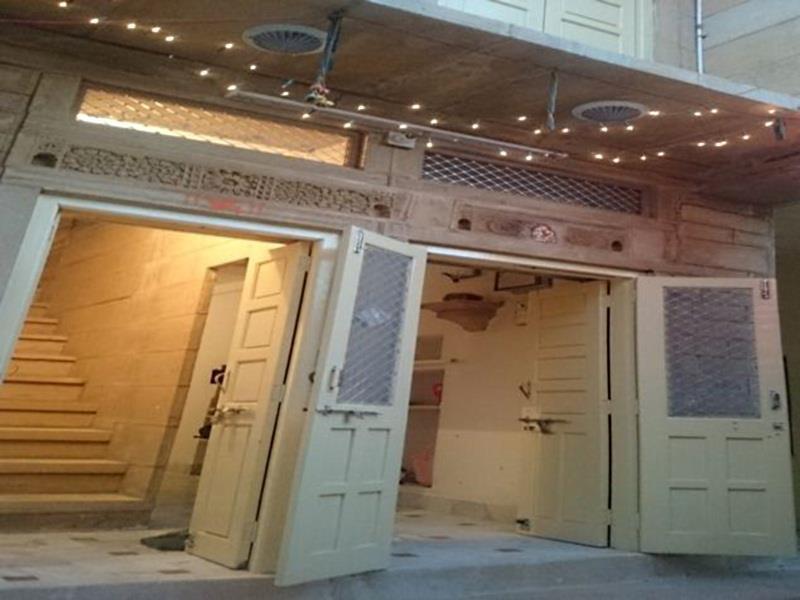 尼姆哈维利酒店 斋沙默尔 外观 照片