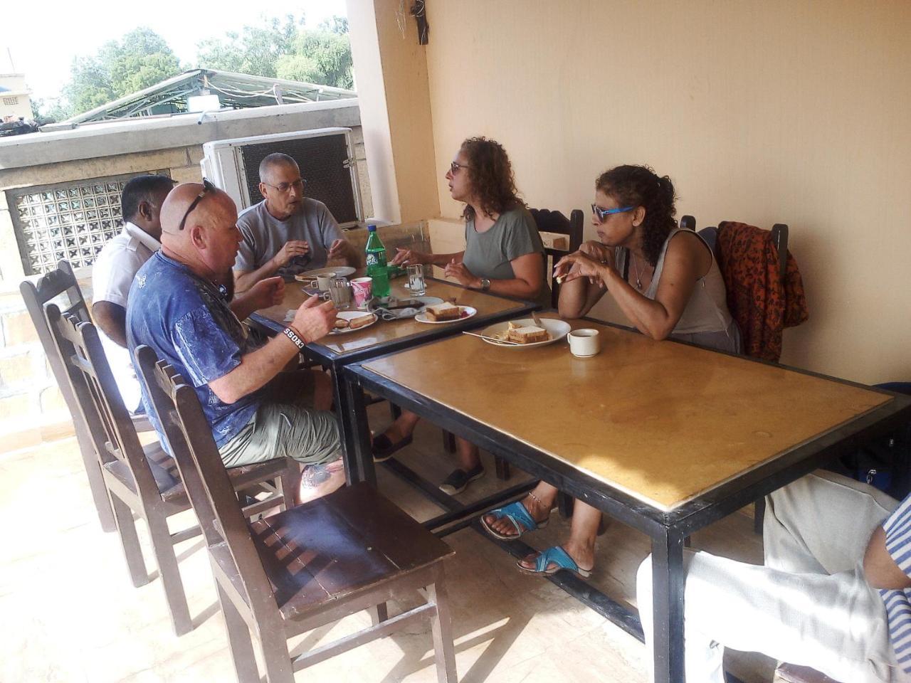 尼姆哈维利酒店 斋沙默尔 外观 照片